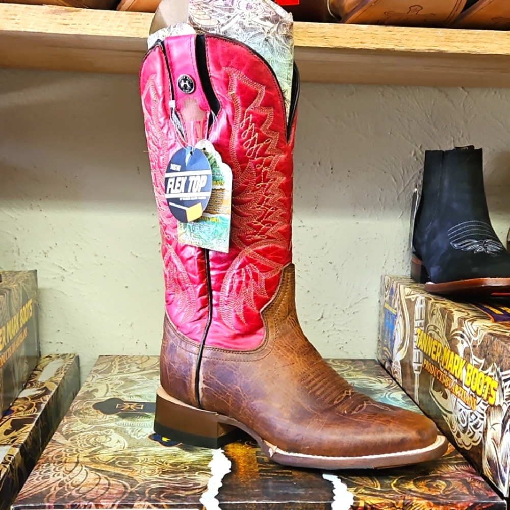 Women's western boot hot pink